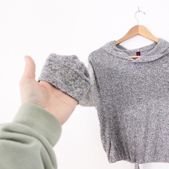 *La Senza Salt & Pepper Cropped Drawstring Hoodie - Picture 4 of 5